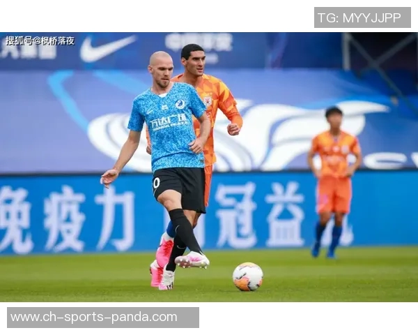 替补席发力泰森梅里尔联手贡献34分助球队逆转胜利 替补席发力泰森梅里尔联手贡献34分助球队逆转胜利